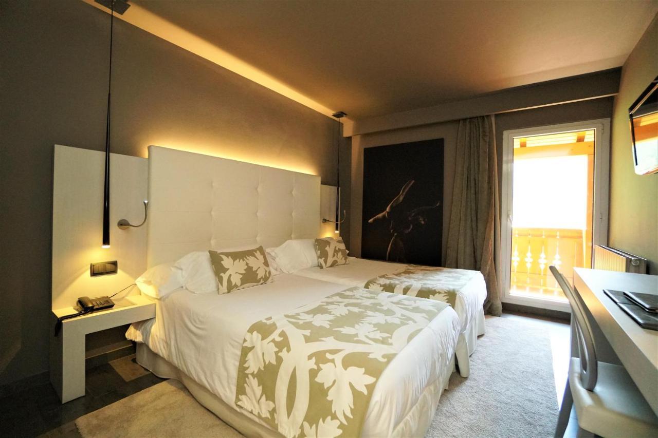 Hotel & Spa Xalet Bringue Ель-Серрат Екстер'єр фото